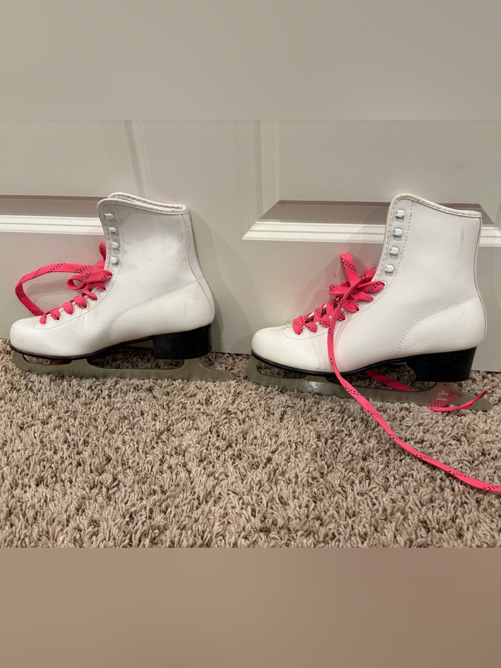 White Figure Ice Skates with Pink Laces